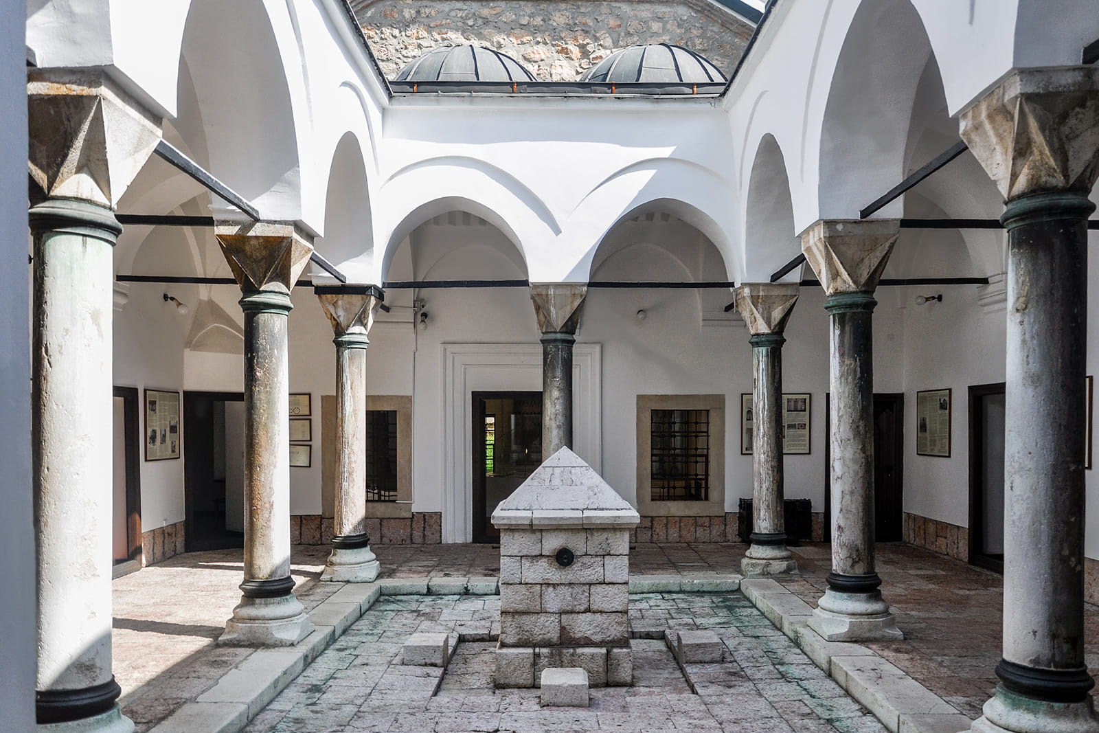 133-gazi-husrev-bey-museum-15-1782670519.jpg
