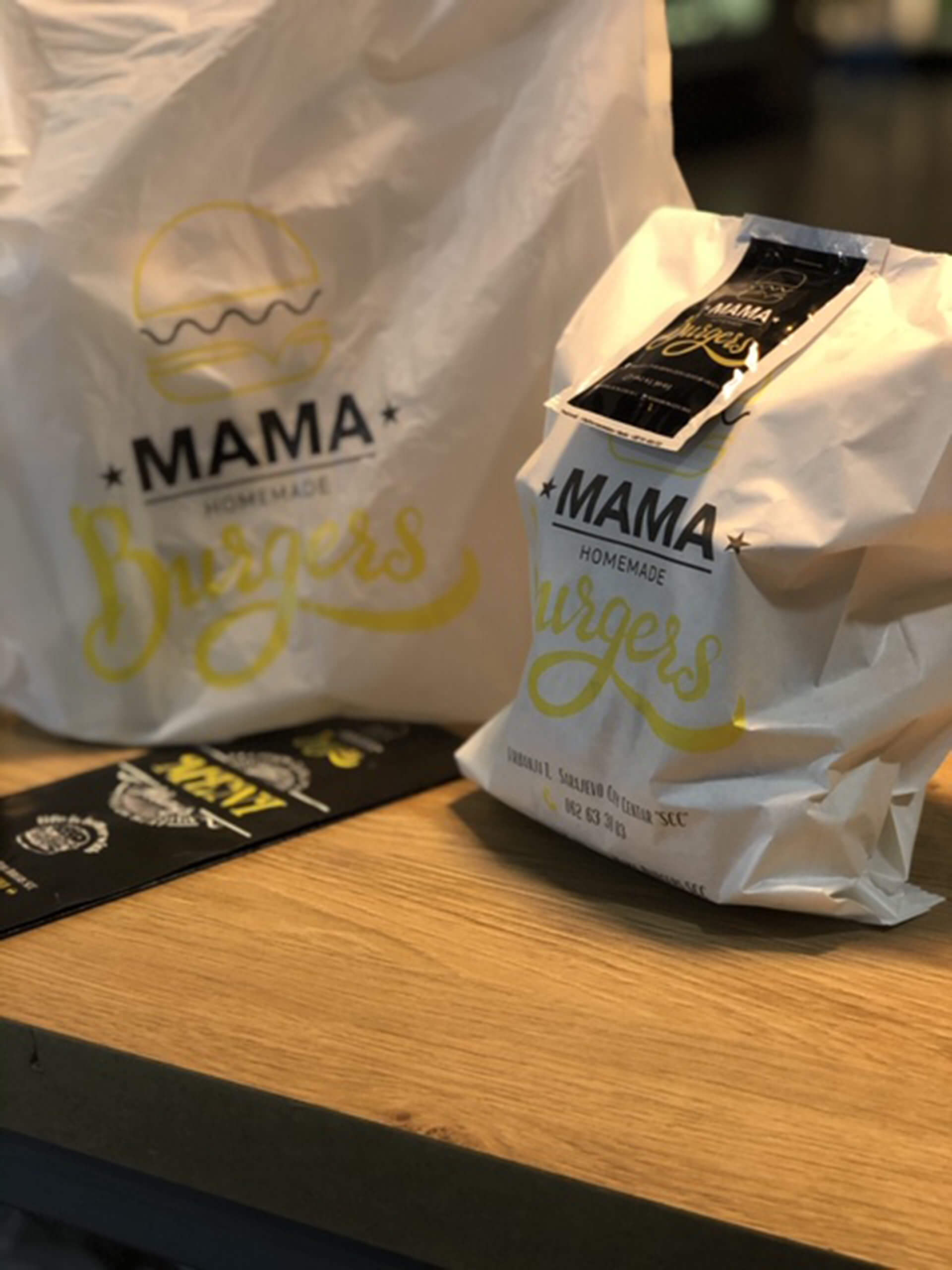 1338-mamaburgers3-1574426026.jpg