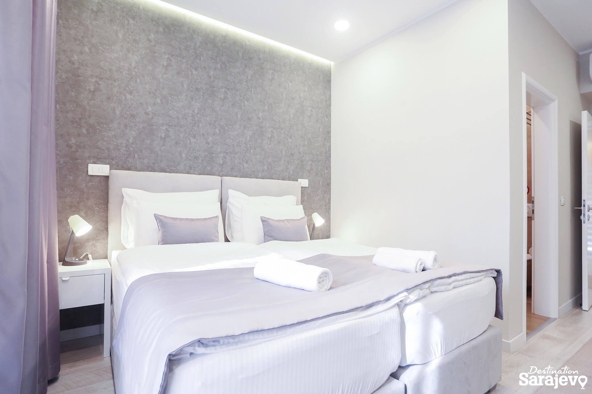 1364-platinum-rooms16-1582891676.jpg