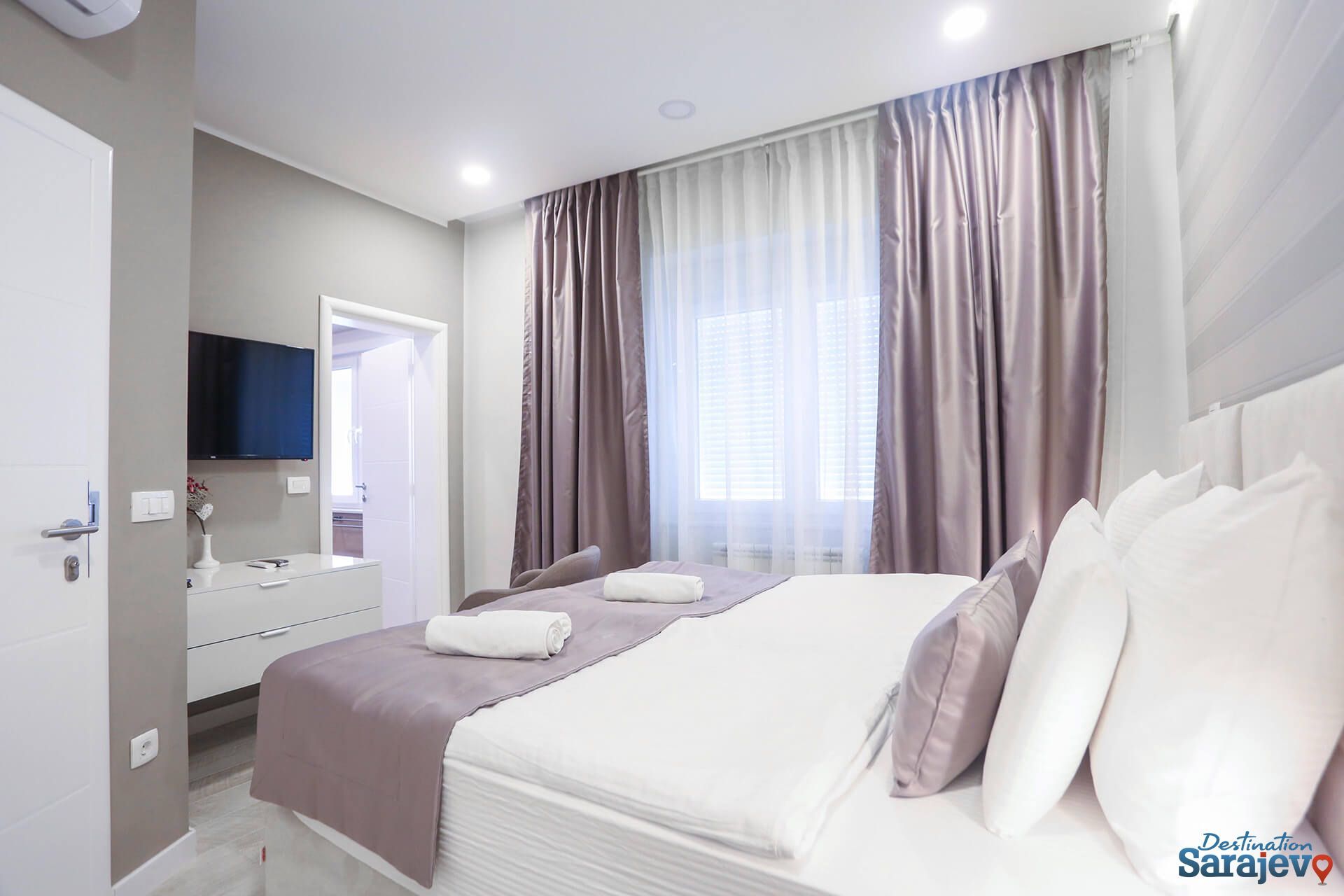 1364-platinum-rooms7-1582891682.jpg