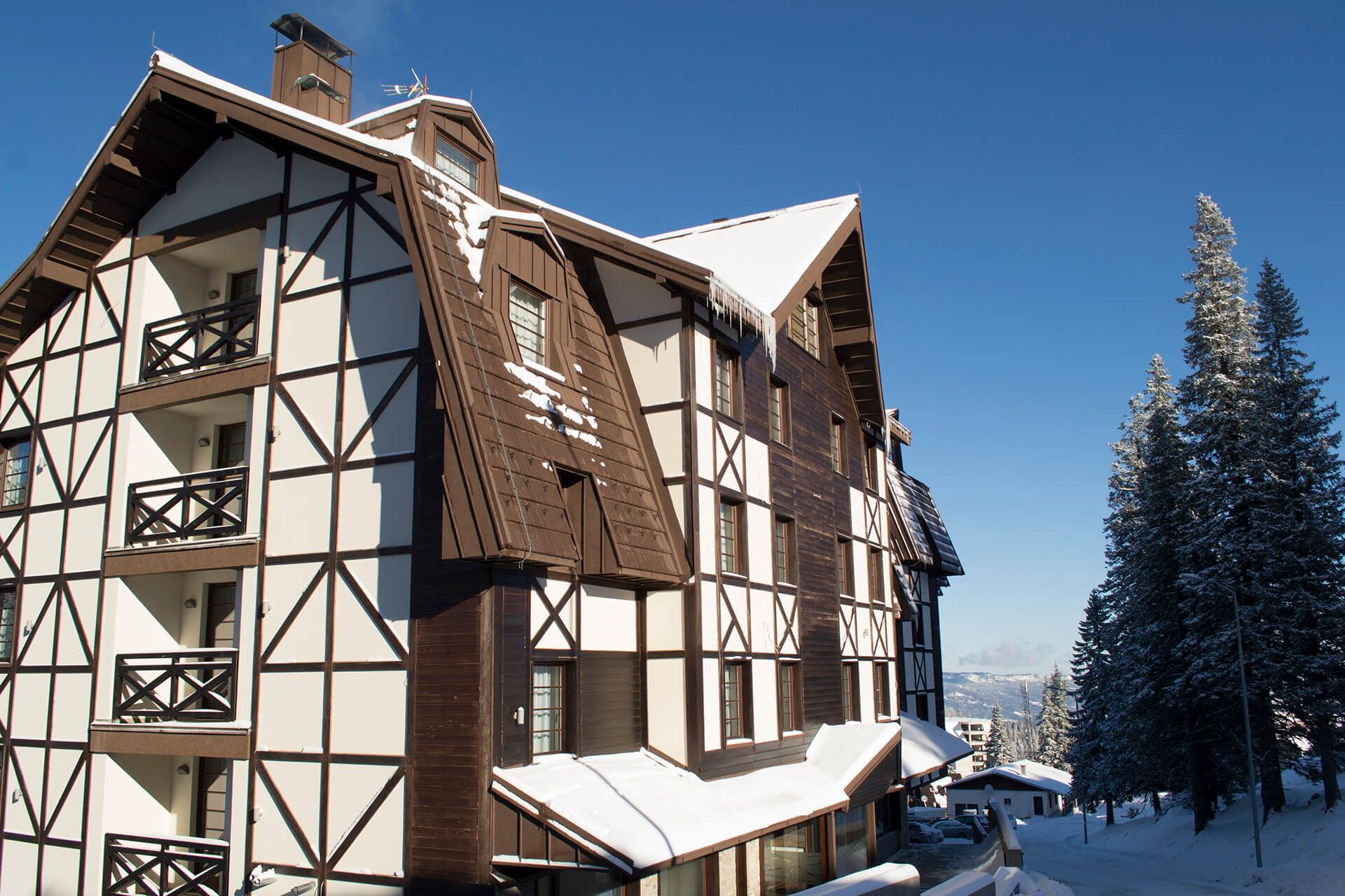 138-hotel-lavina-9-1589753111.jpg
