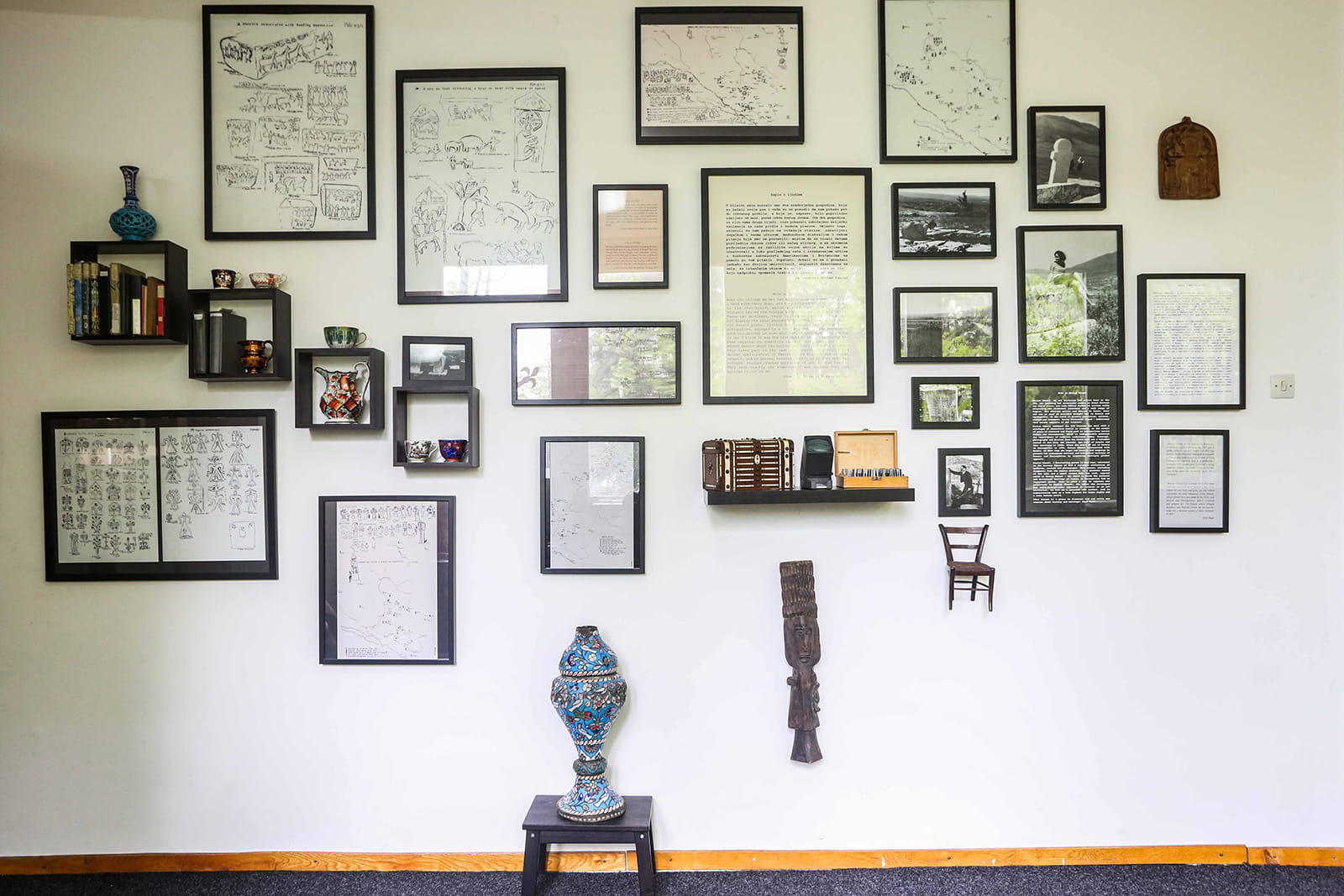 Gallery 0