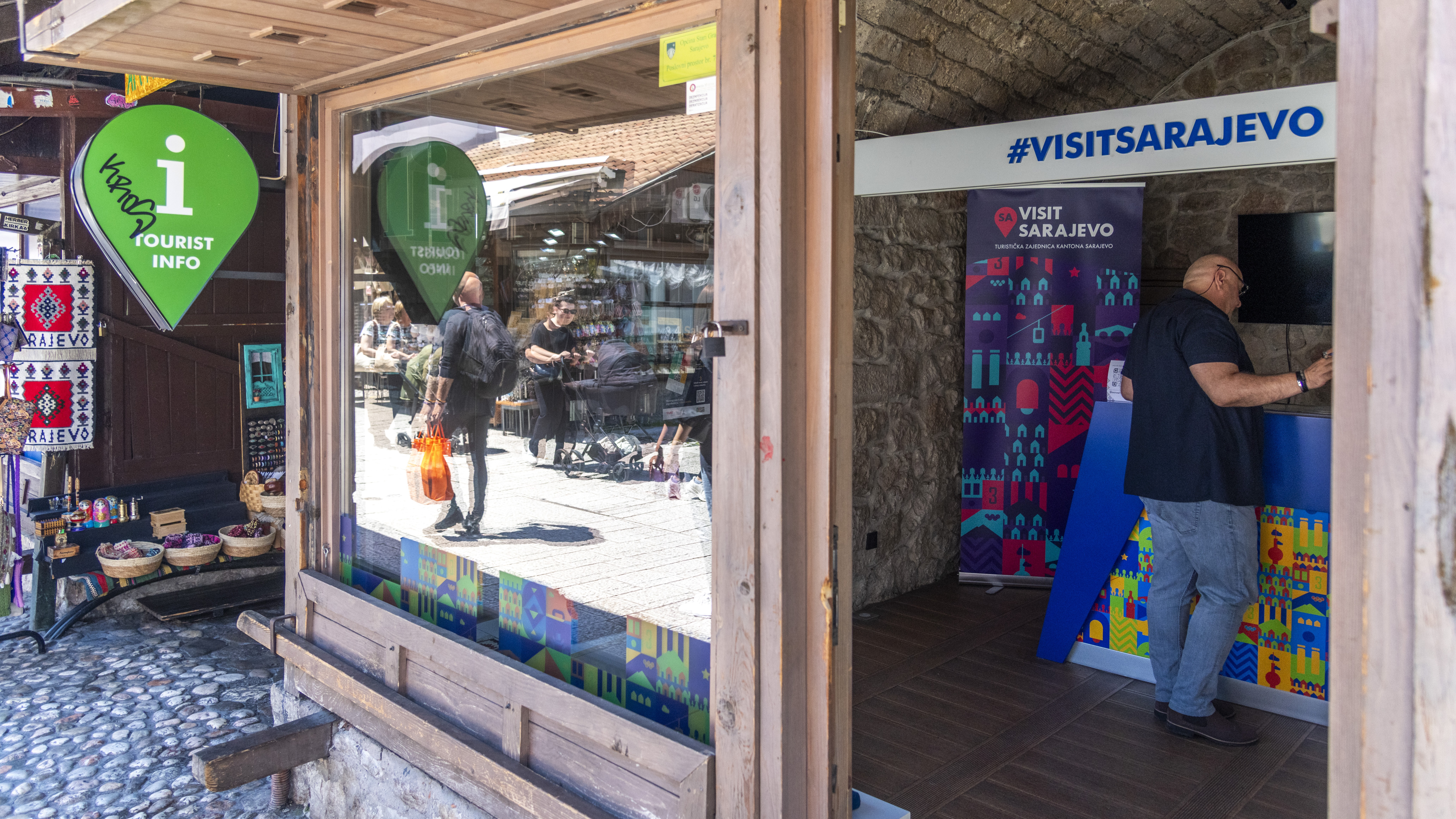 199-tourist-info-center-02-1785753301.jpg