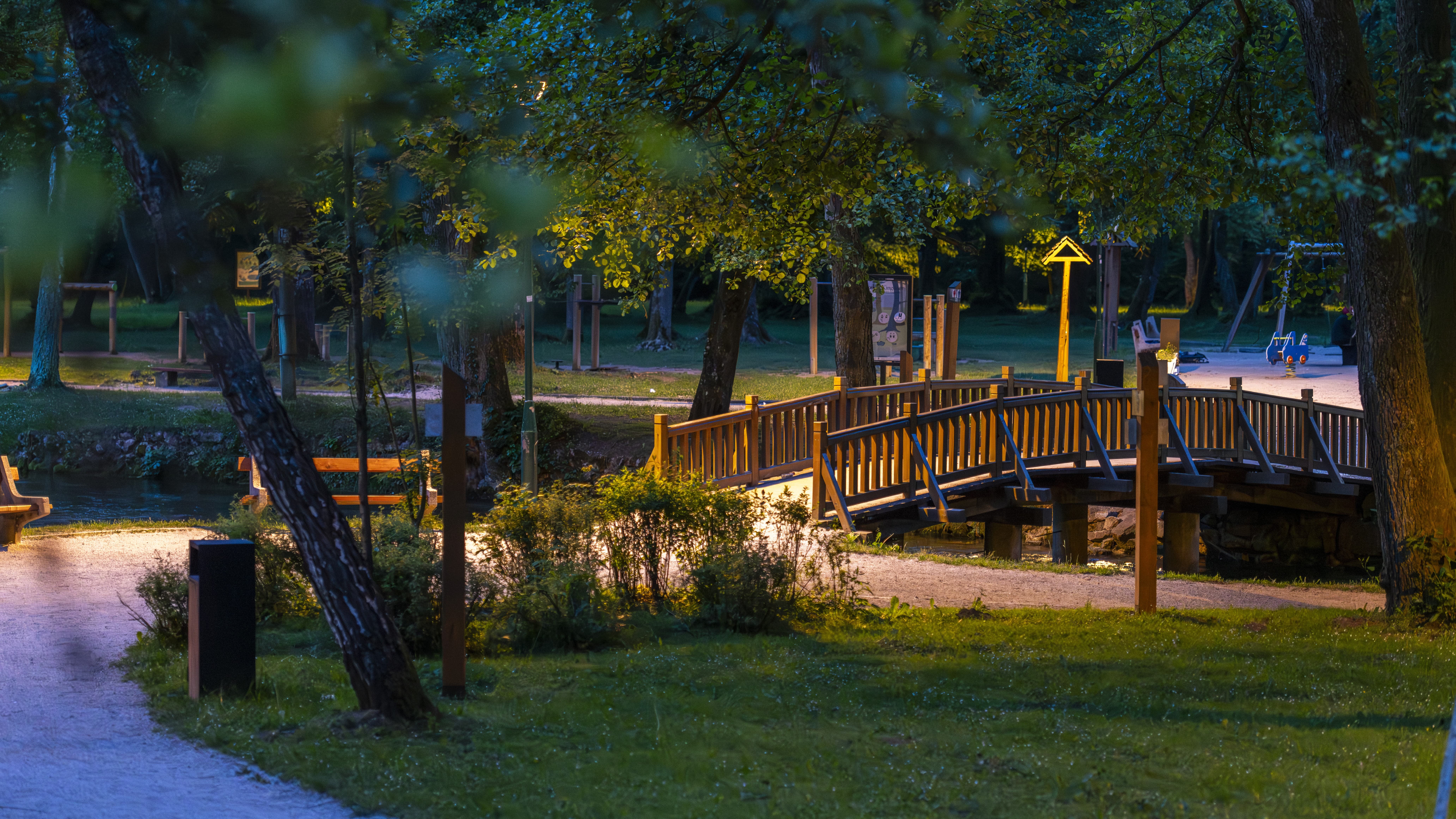 244-vrelo-bosne-06-1785767404.jpg