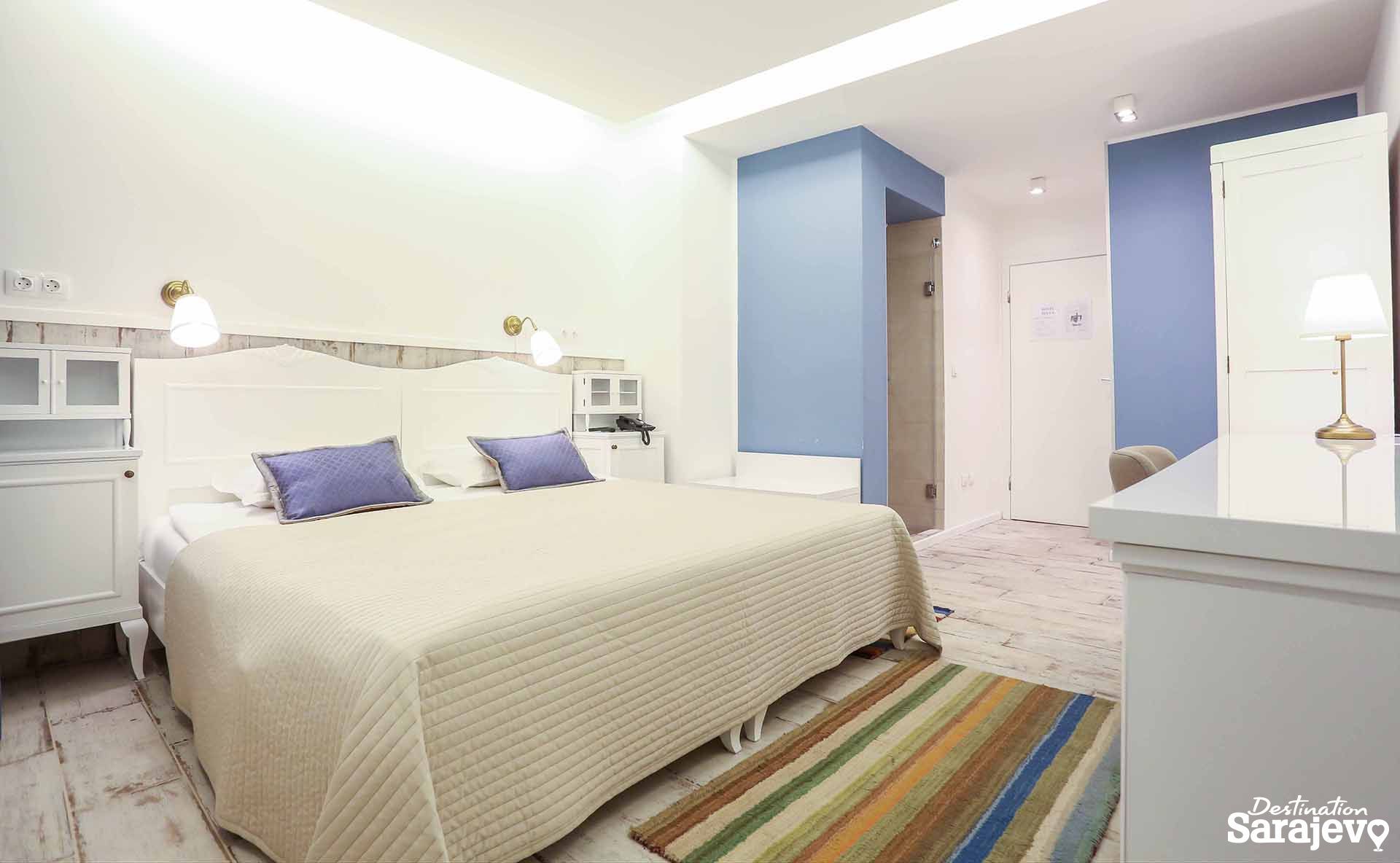 271-hotel-divan-15-1589752032.jpg