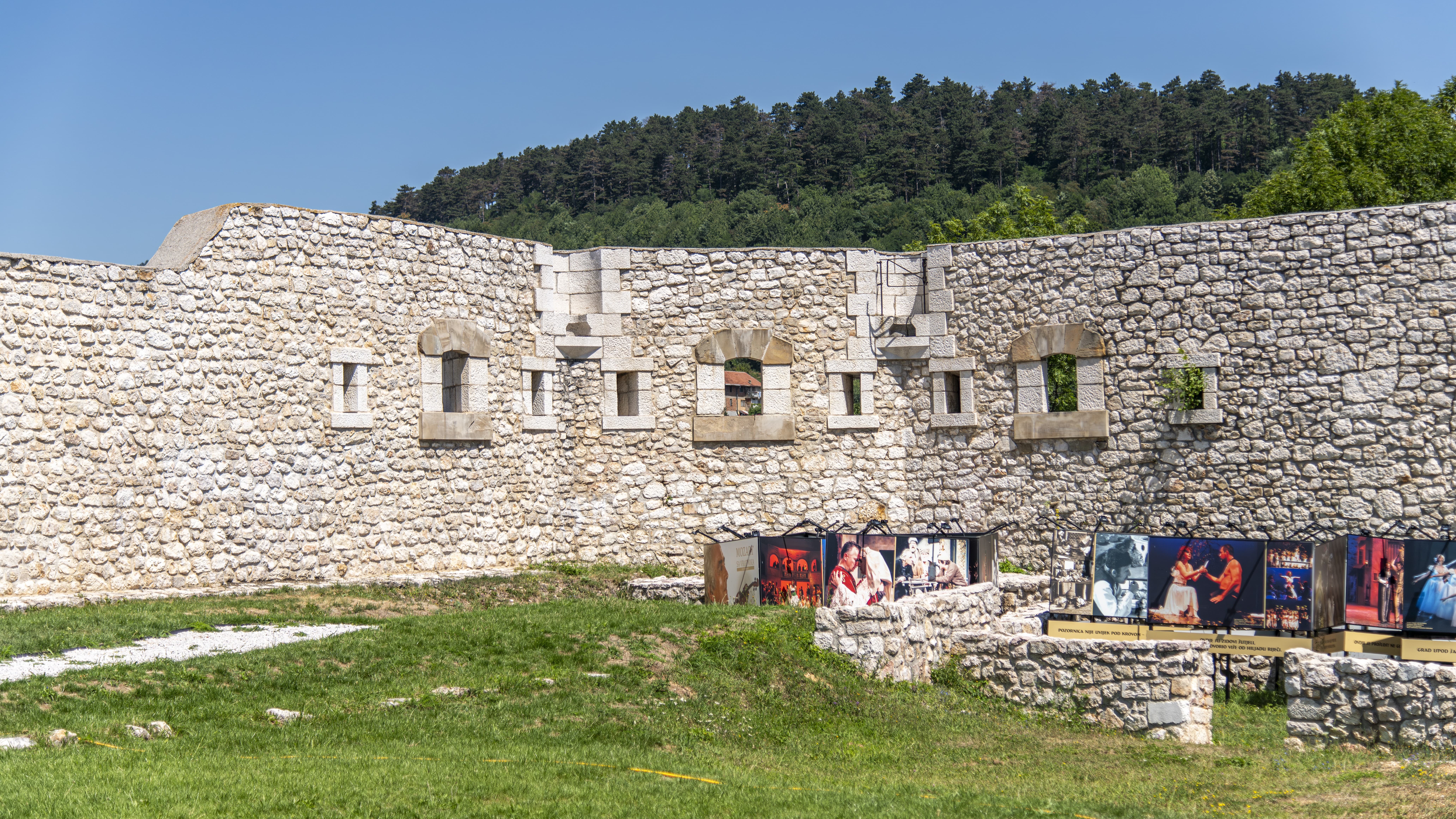 481-white-fortress-05-1785768058.jpg