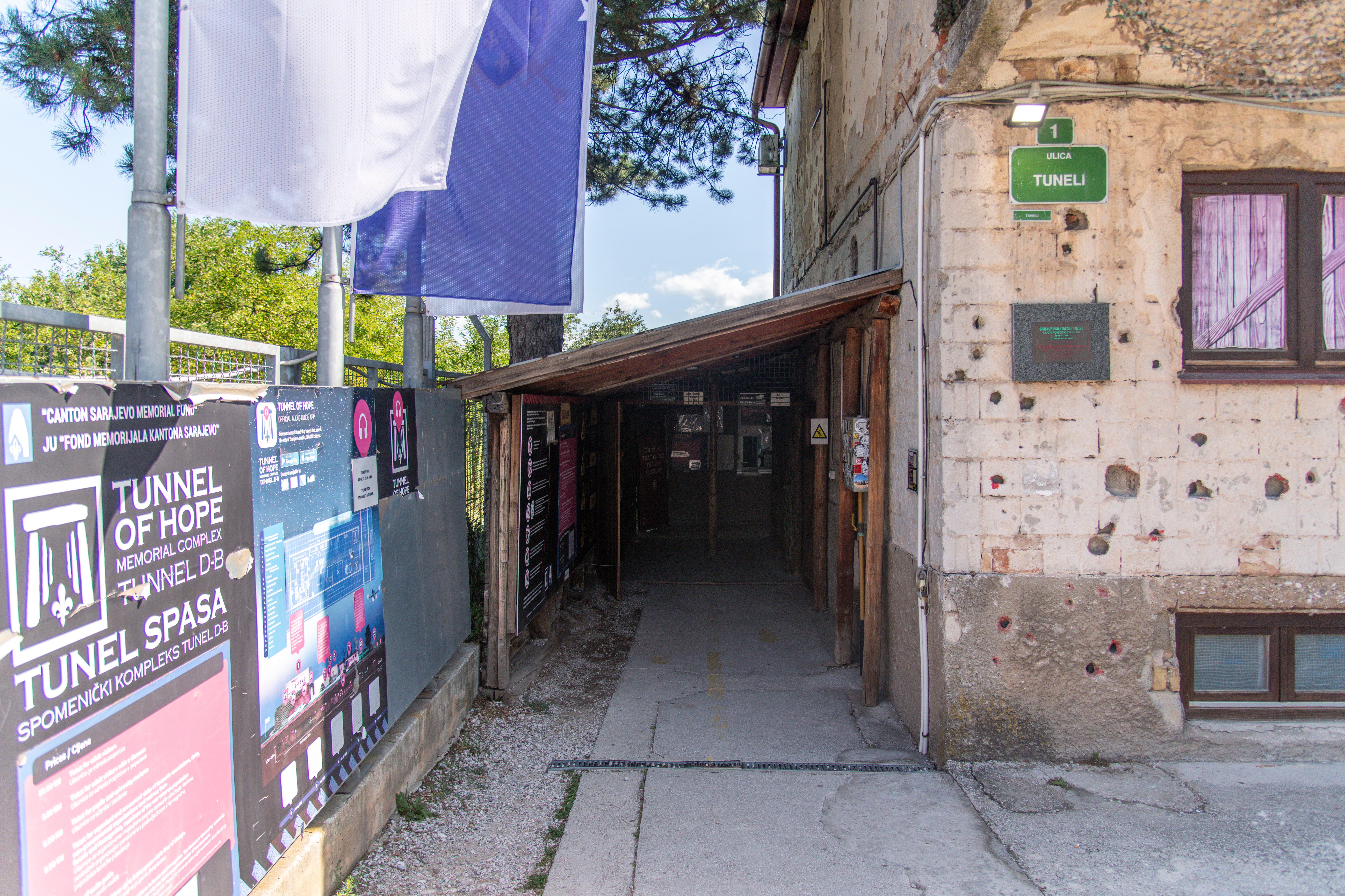 Gallery 0