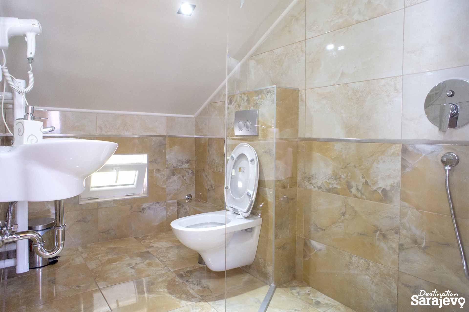 656-guesthouseciro-4-1590053220.jpg