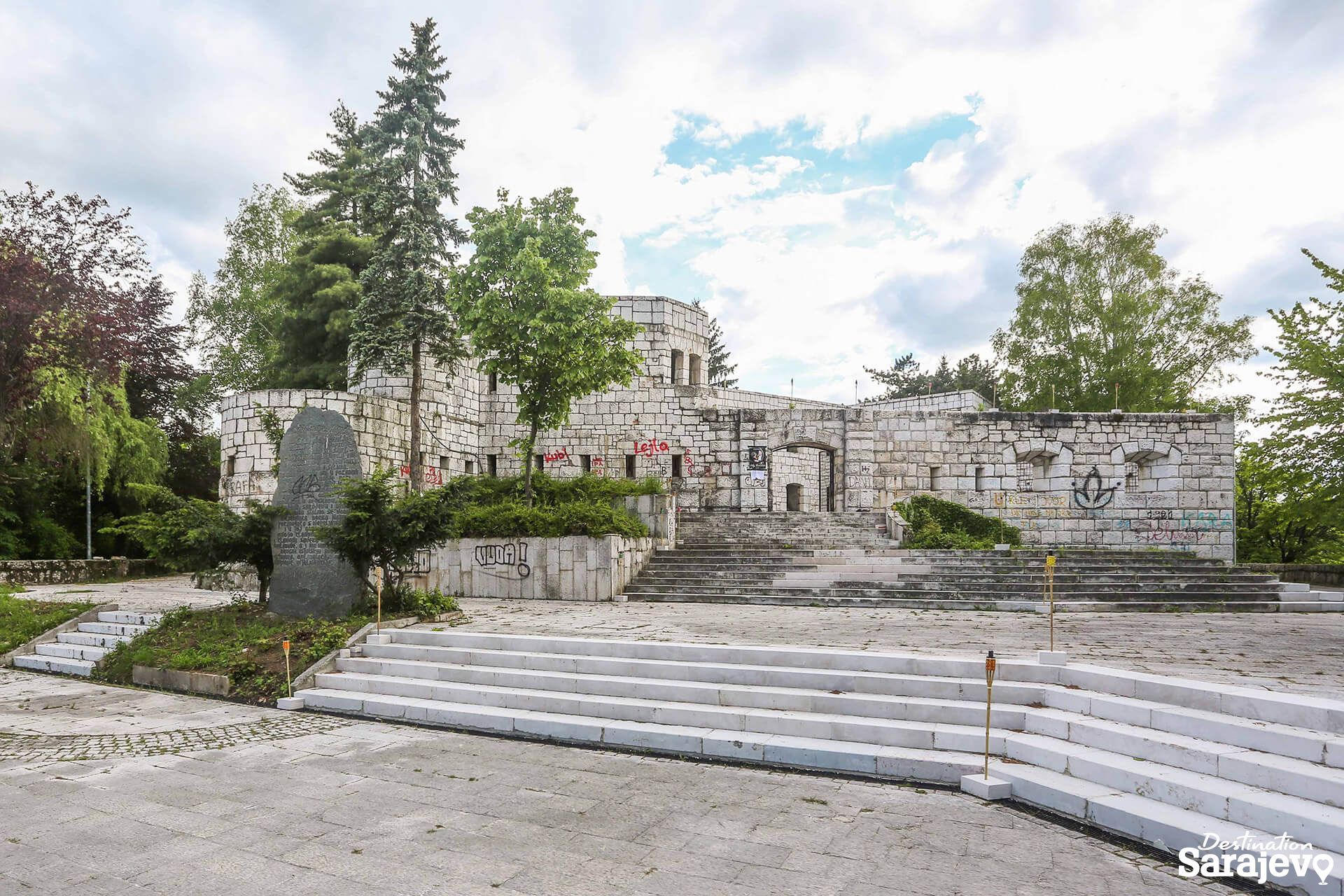 803-spomen-park-vraca-22-5-2019-18-1585145606.jpg