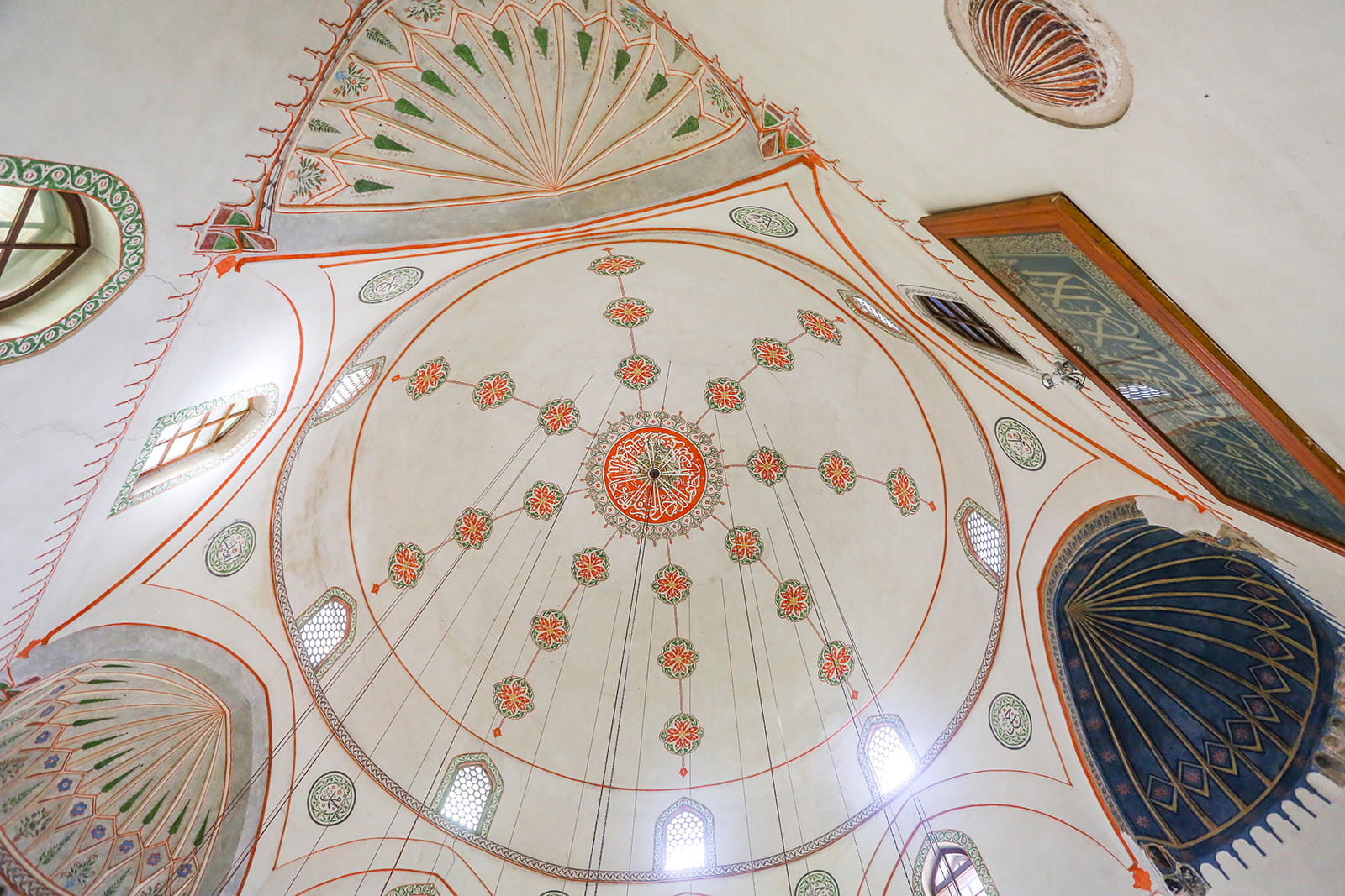 811-ferhadija-mosque-07-1782669154.jpg