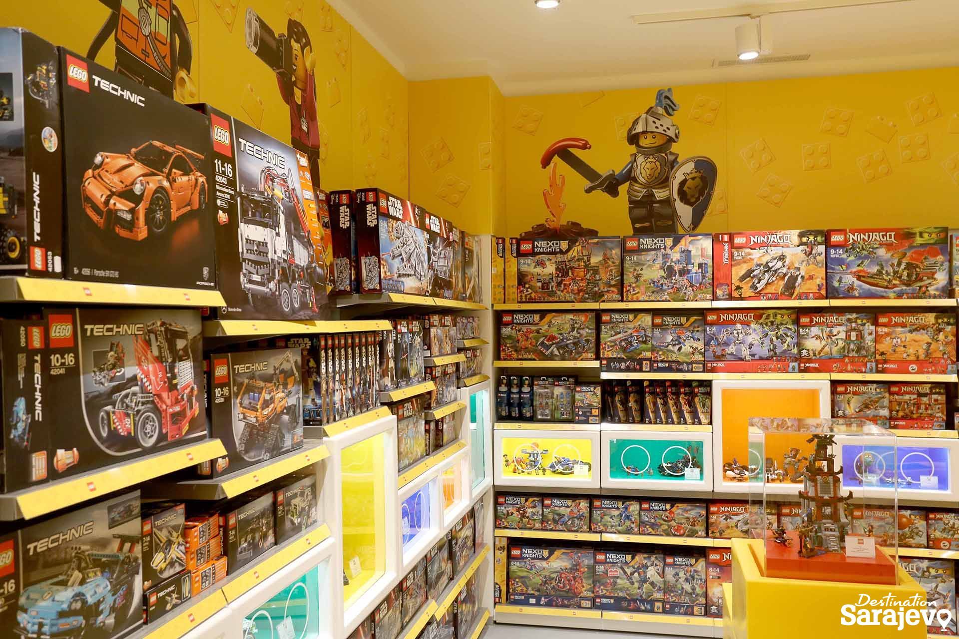 857-lego-10-1589139087.jpg