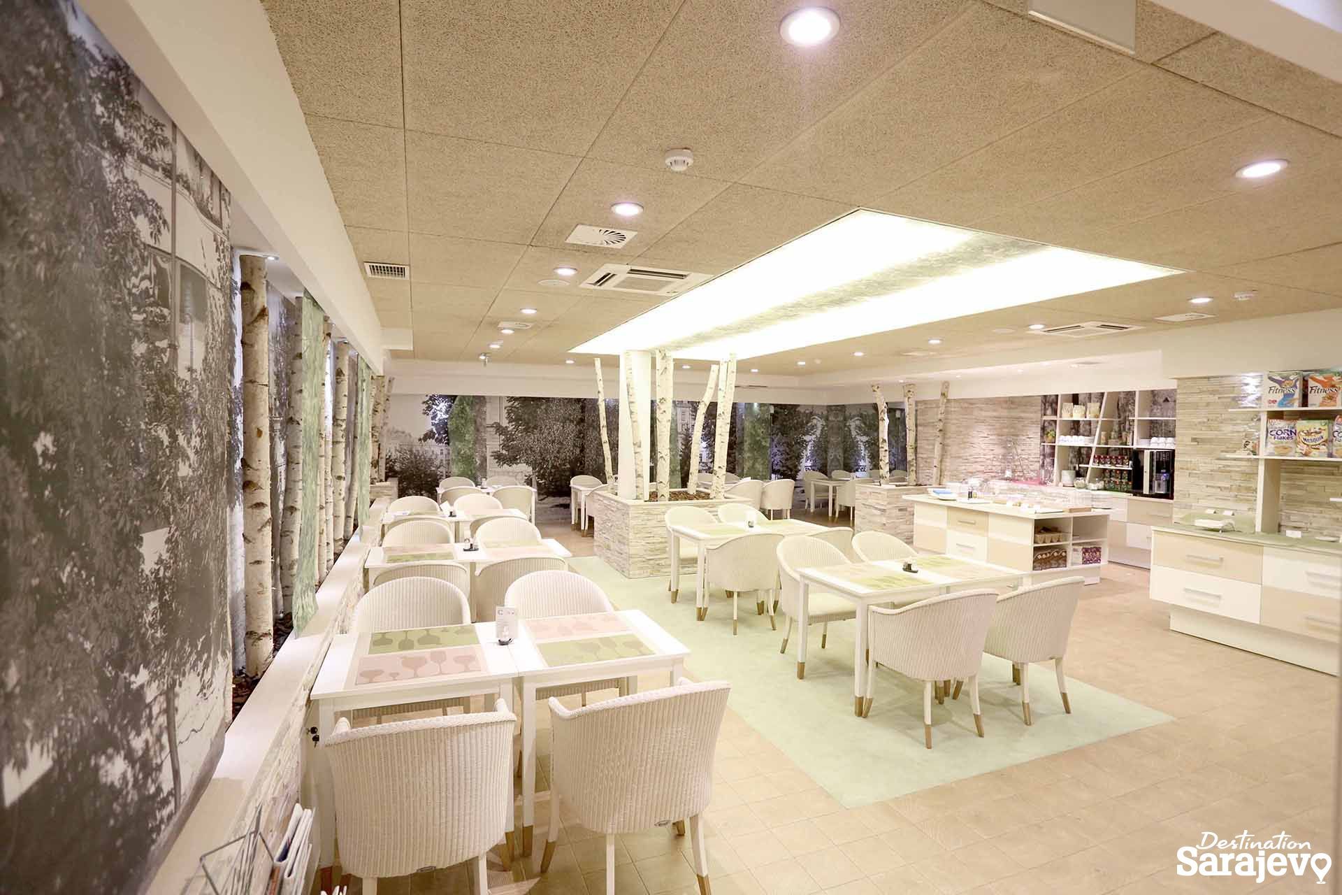 886-hotel-colors-inn-13-1589751728.jpg