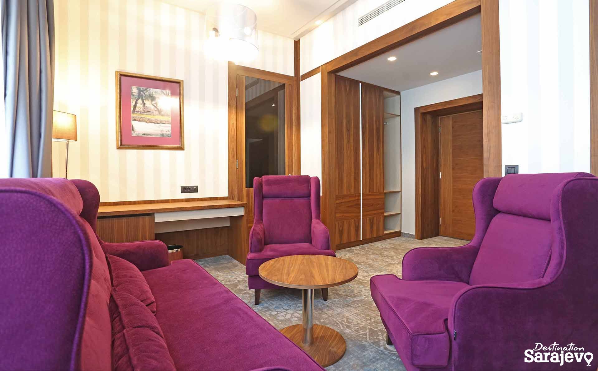 888-hotelkrone-11-1589749079.jpg