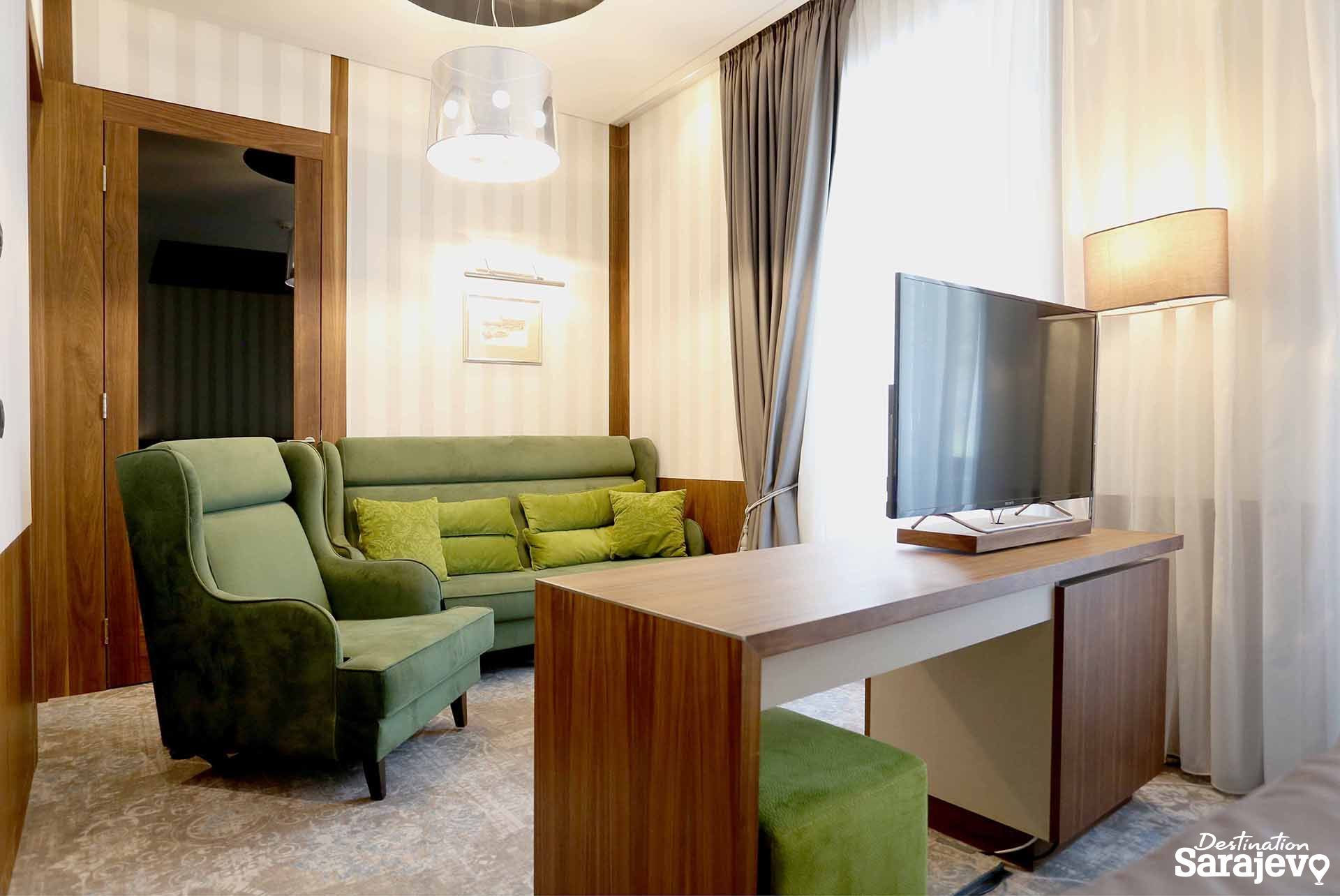 888-hotelkrone-4-1589749071.jpg