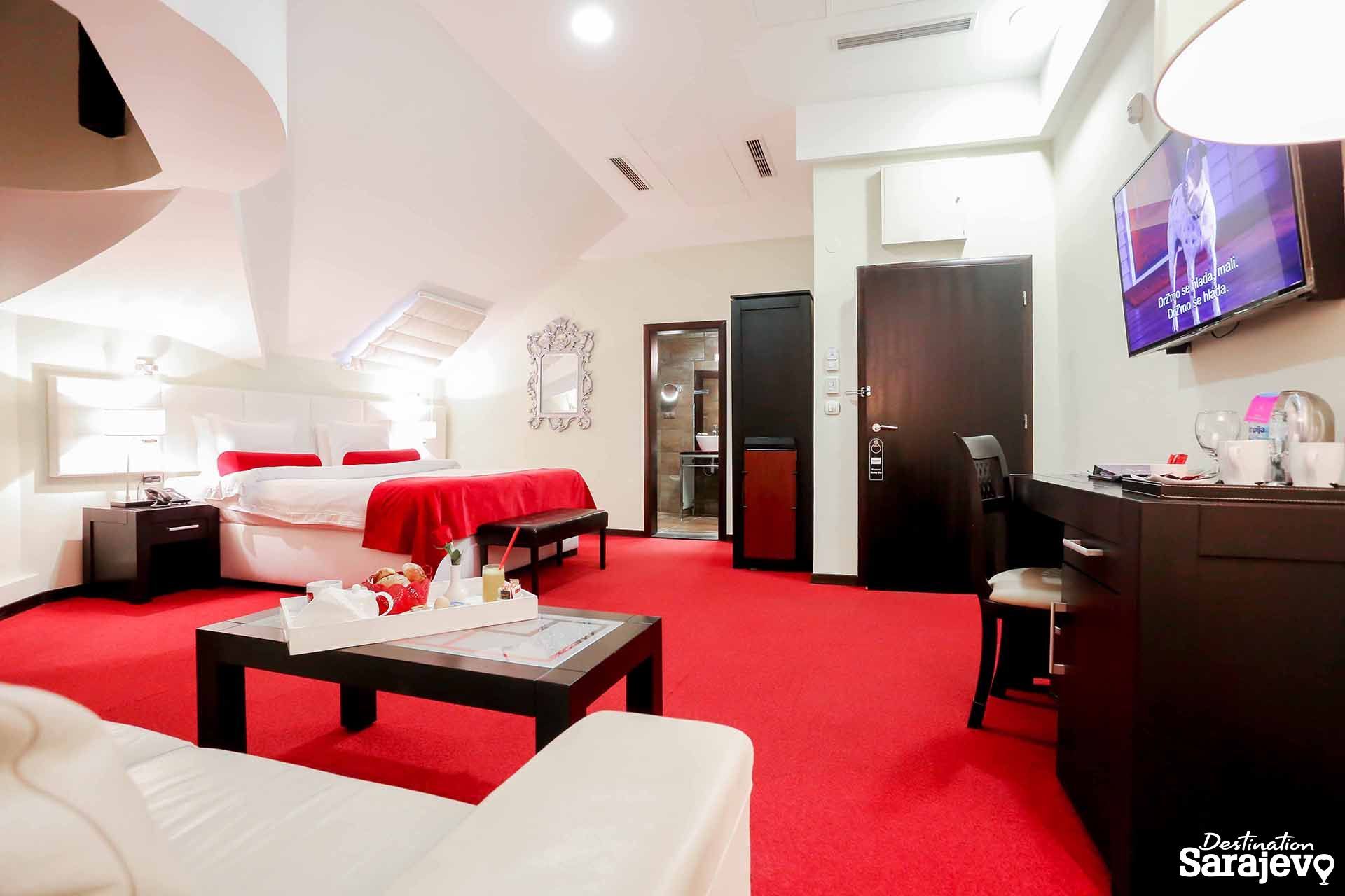 941-hotel-central-5-1589751490.jpg
