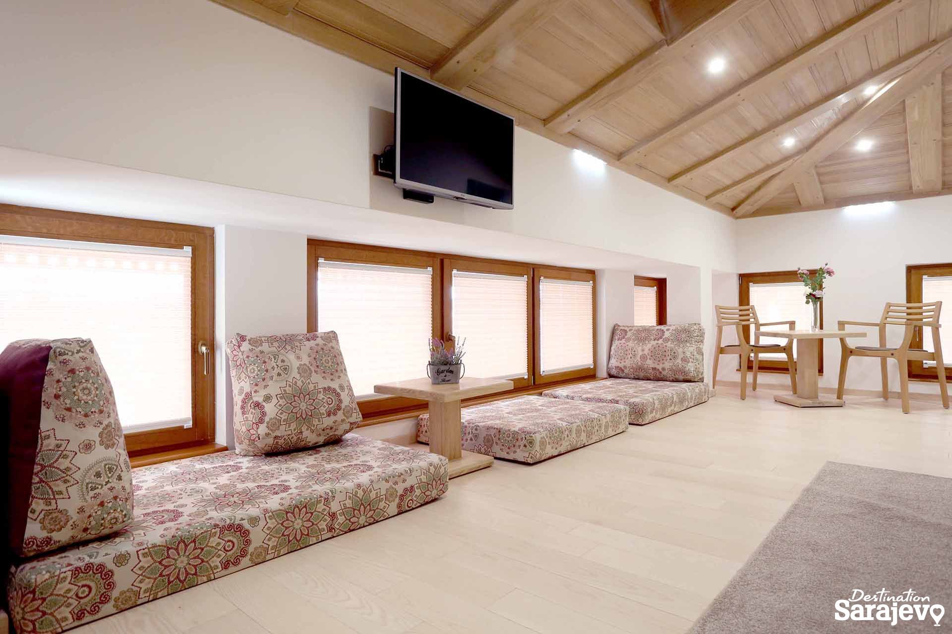 971-hotelaziza-10-1589747238.jpg