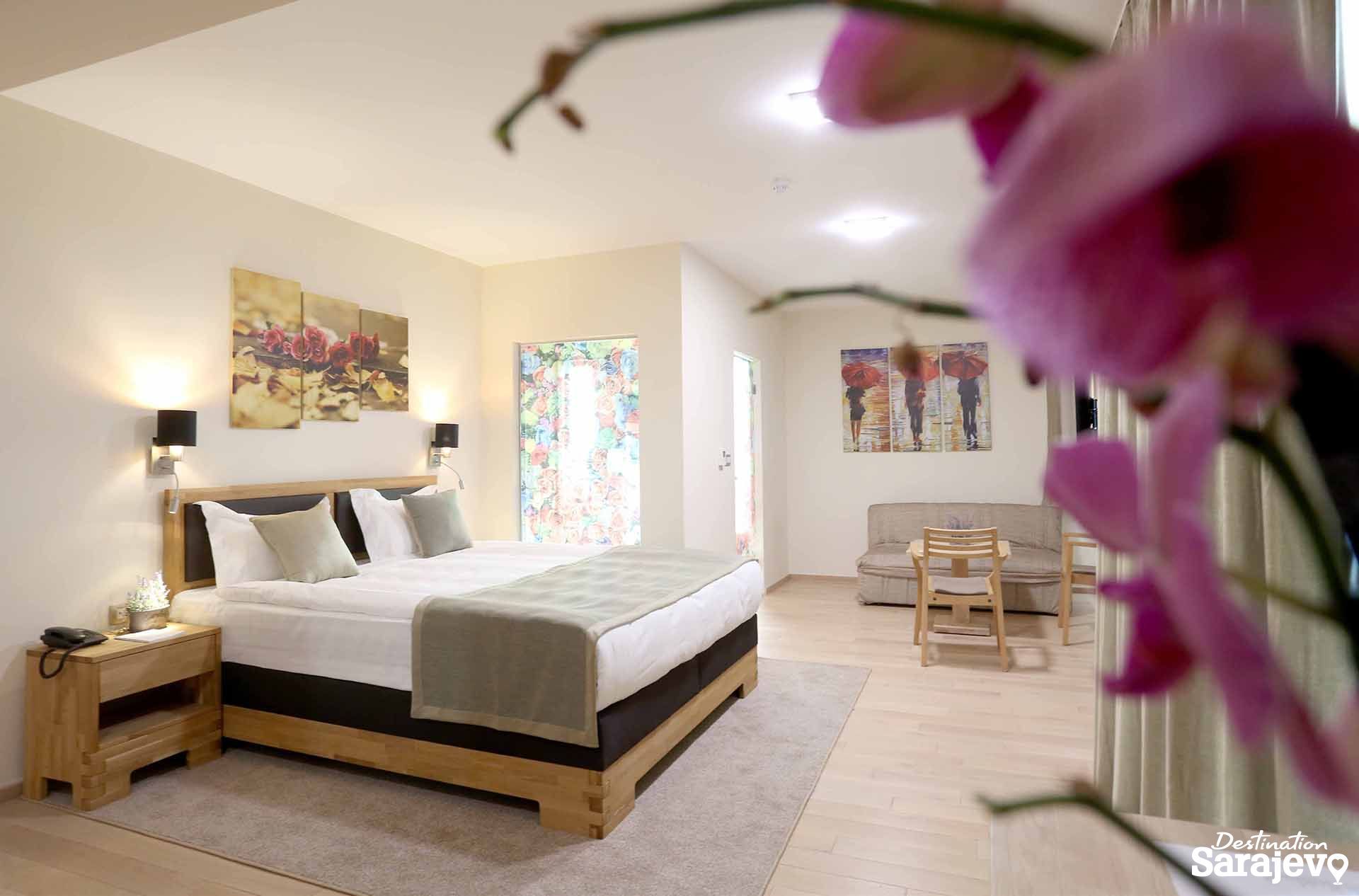 971-hotelaziza-12-1589747238.jpg