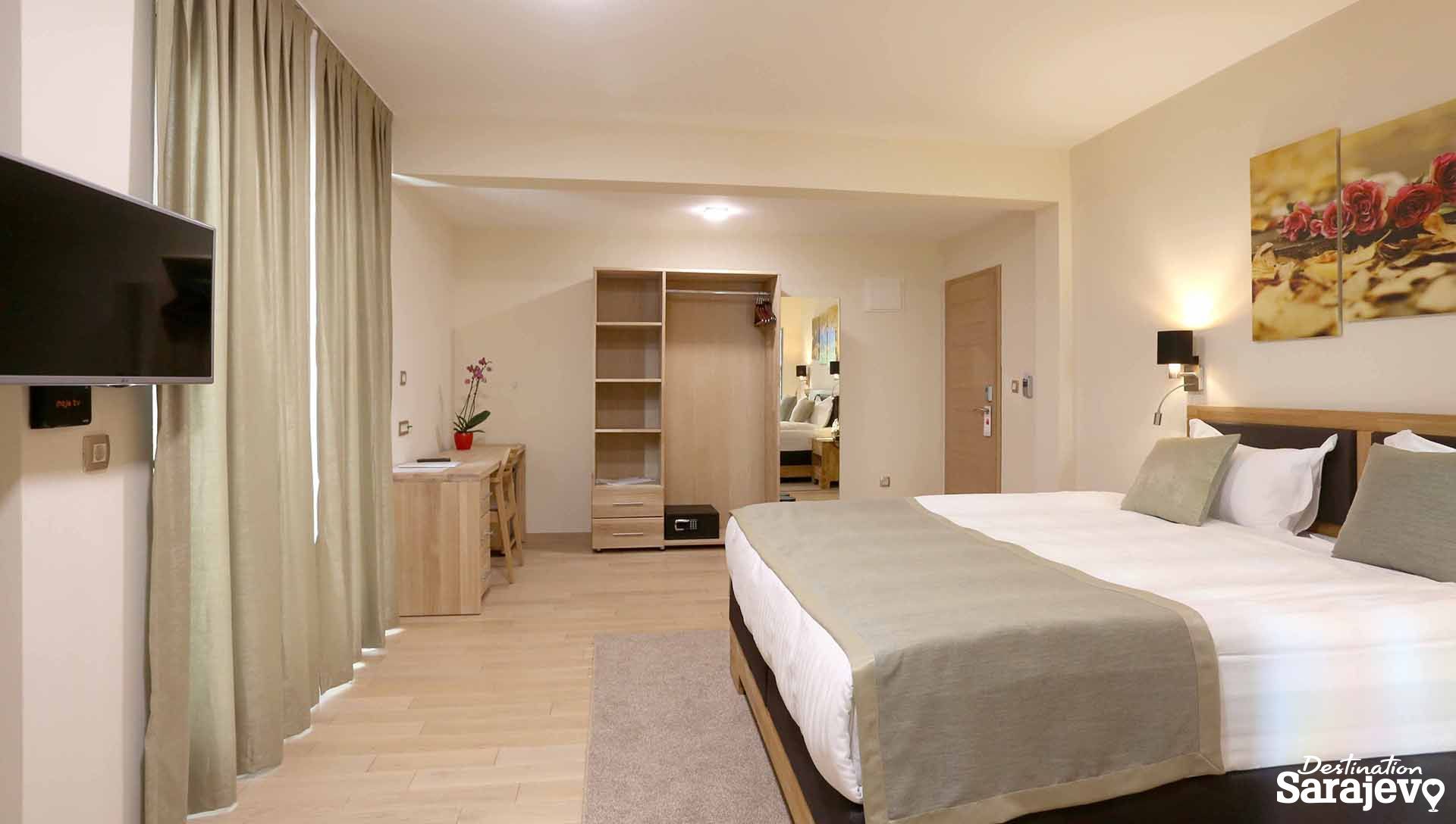 971-hotelaziza-15-1589747239.jpg
