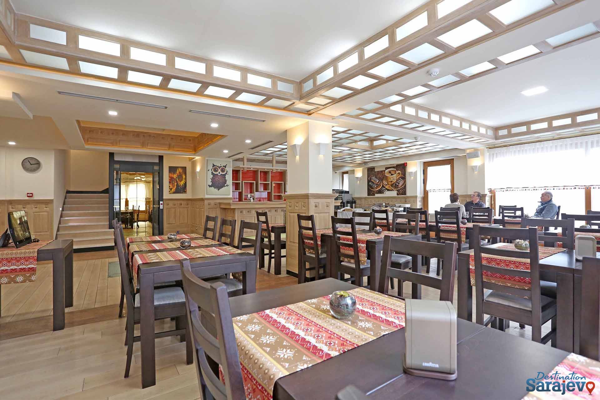 971-hotelaziza-22-1589747505.jpg