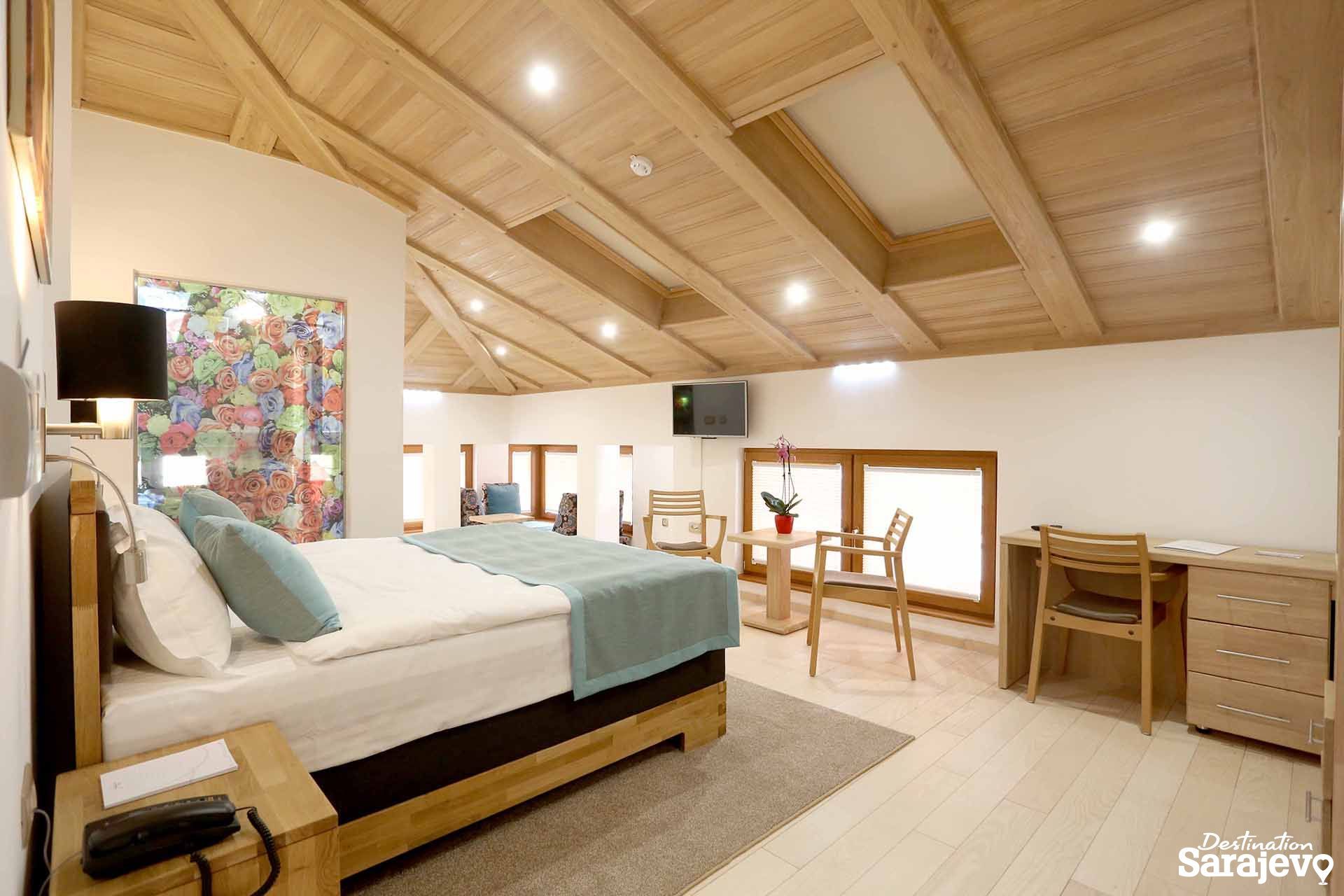 971-hotelaziza-6-1589747235.jpg