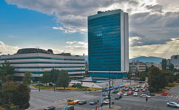 buliding-of-the-bih-parliamentary-assembly-1428392490.jpg