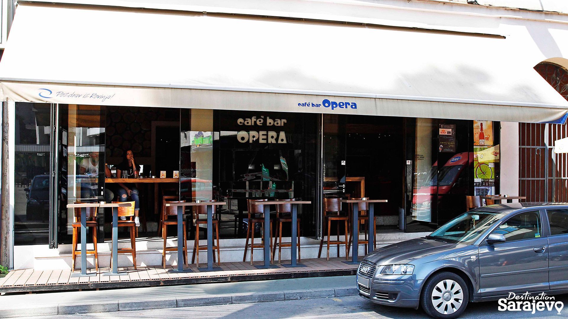 Cafe Bar Opera