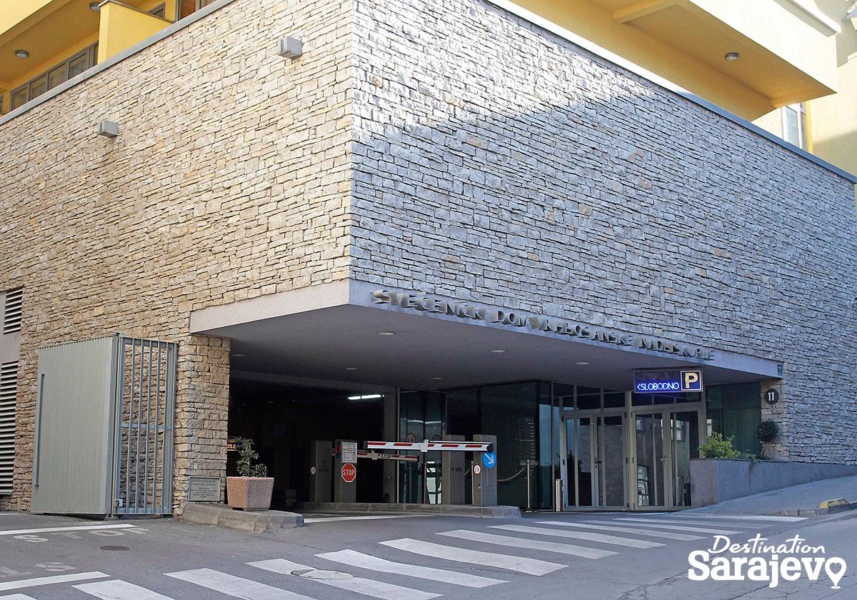 Parking Svećeničkog doma Vrhbosanske nadbiskupije