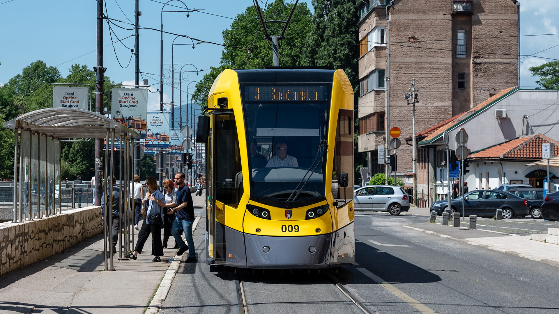 211-make-a-loop-on-a-sarajevo-tram-09-1783610483.jpg