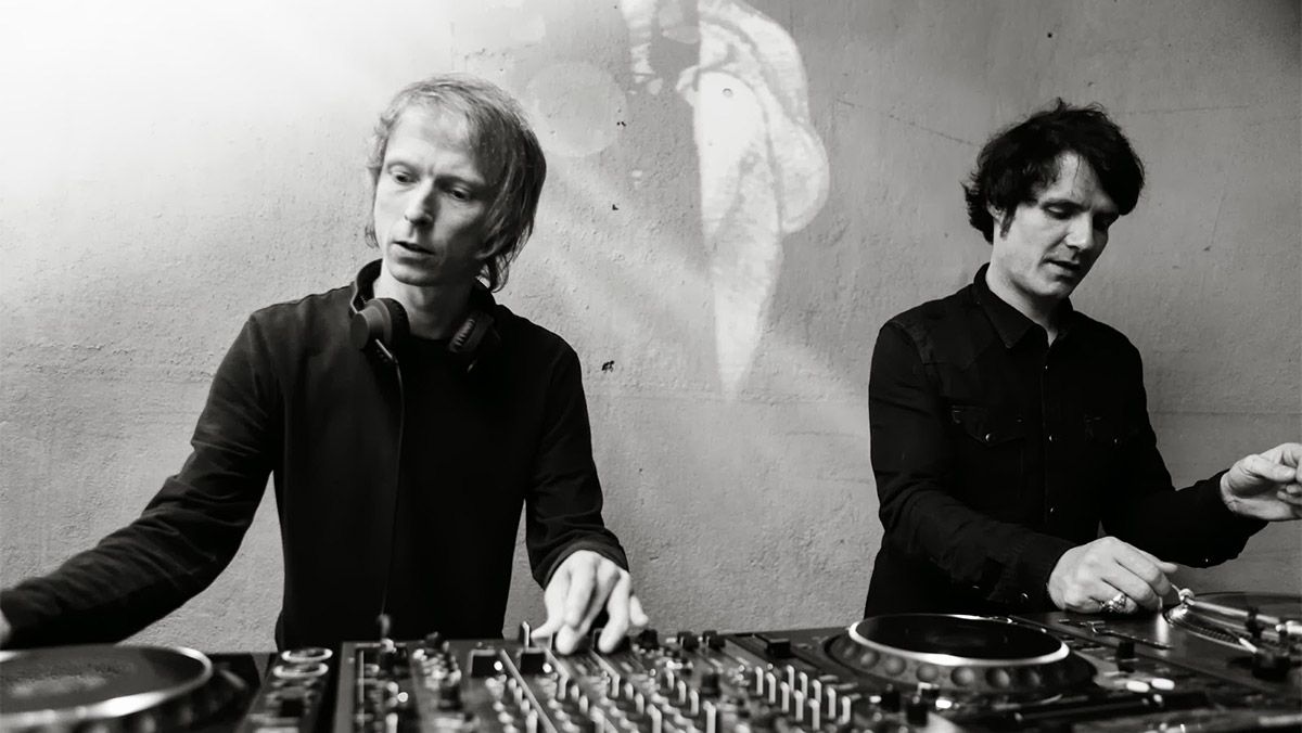 455-siliconesoul-dj-1470733487.jpg