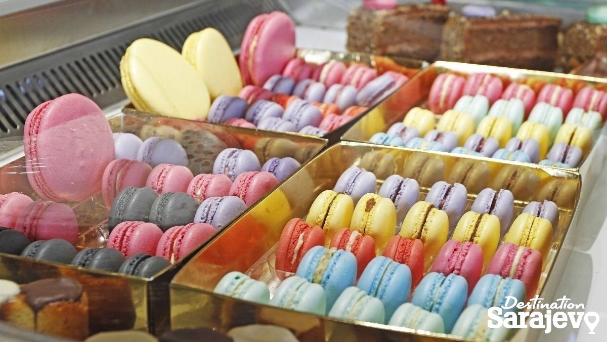 Macaron kolači iz Mrvice u Free Shopu na Aerodromu Sarajevo