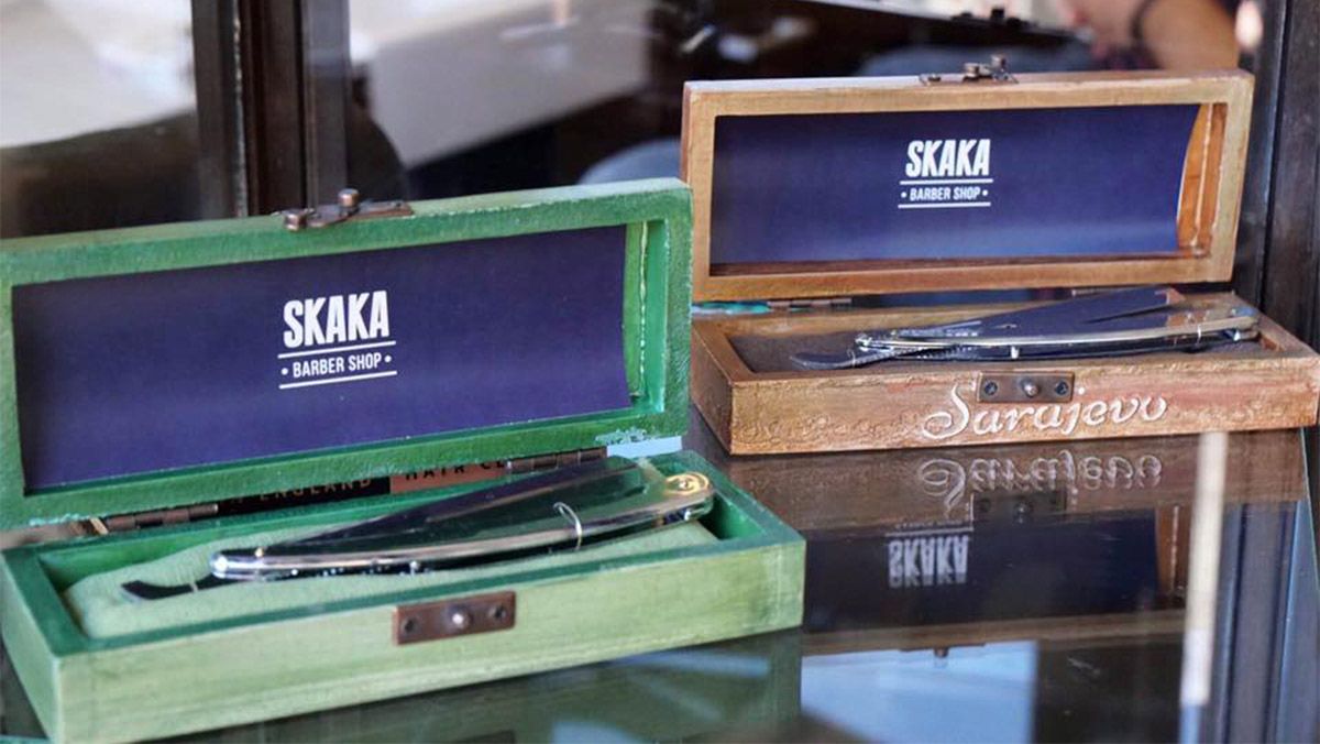 skaka-razors-as-sarajevo-souvenirs-1501501275.jpg